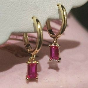 18KT GOLD/925 STERLING SILVER RUBY RED PINK DANGLE DROP HUGGIE HOOPS☆NEW